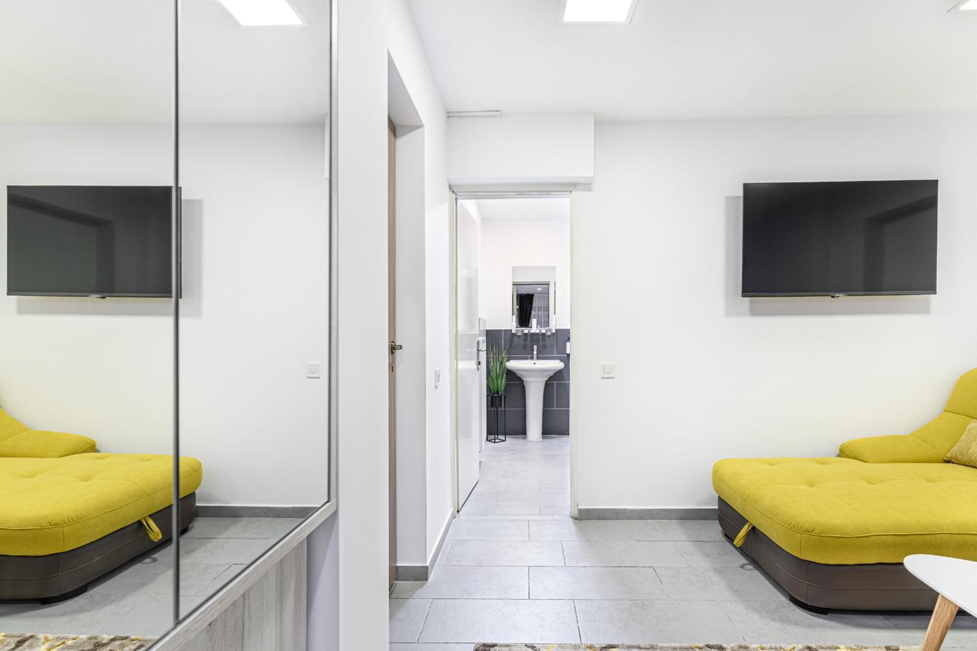 Bada Bing Residence Brasov Luaran gambar